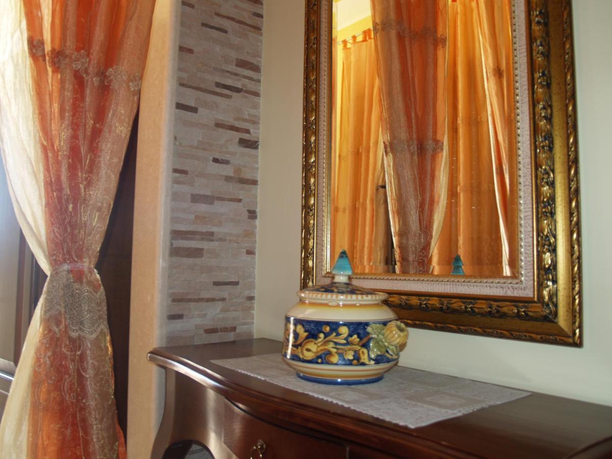 Sogni D'Oro Bed & Breakfast กร็อตตาเย ภายนอก รูปภาพ