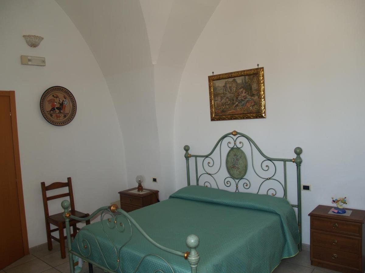 Sogni D'Oro Bed & Breakfast กร็อตตาเย ภายนอก รูปภาพ